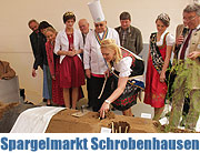 Spargelmarkt Schrobenhausen von 10 bis 17 Uhr auf dem Lenbachplatz (©Foto: Martin Schmitz)